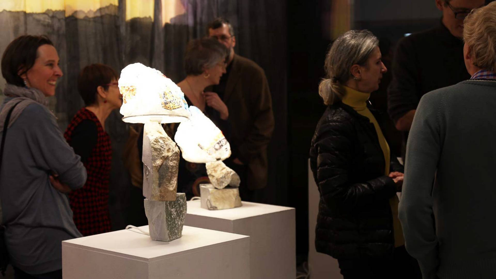 Molti estimatori e personalità dalla scena artistica hanno partecipato all’assegnazione dei premi presso l’Helvetia Art Foyer.