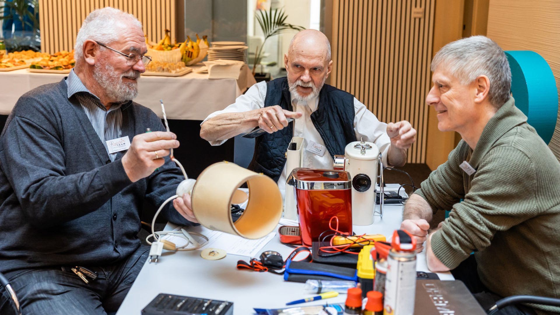 Sophisticated_Pictures_Helvetia_Repair_Cafe_009