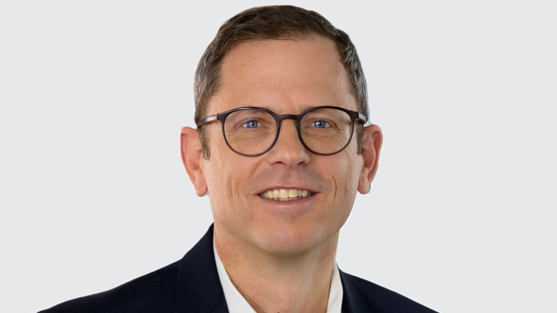 2023.01_Gerber Christoph_330 (003)_Portrait gross_Angepasst_3200-1800_True