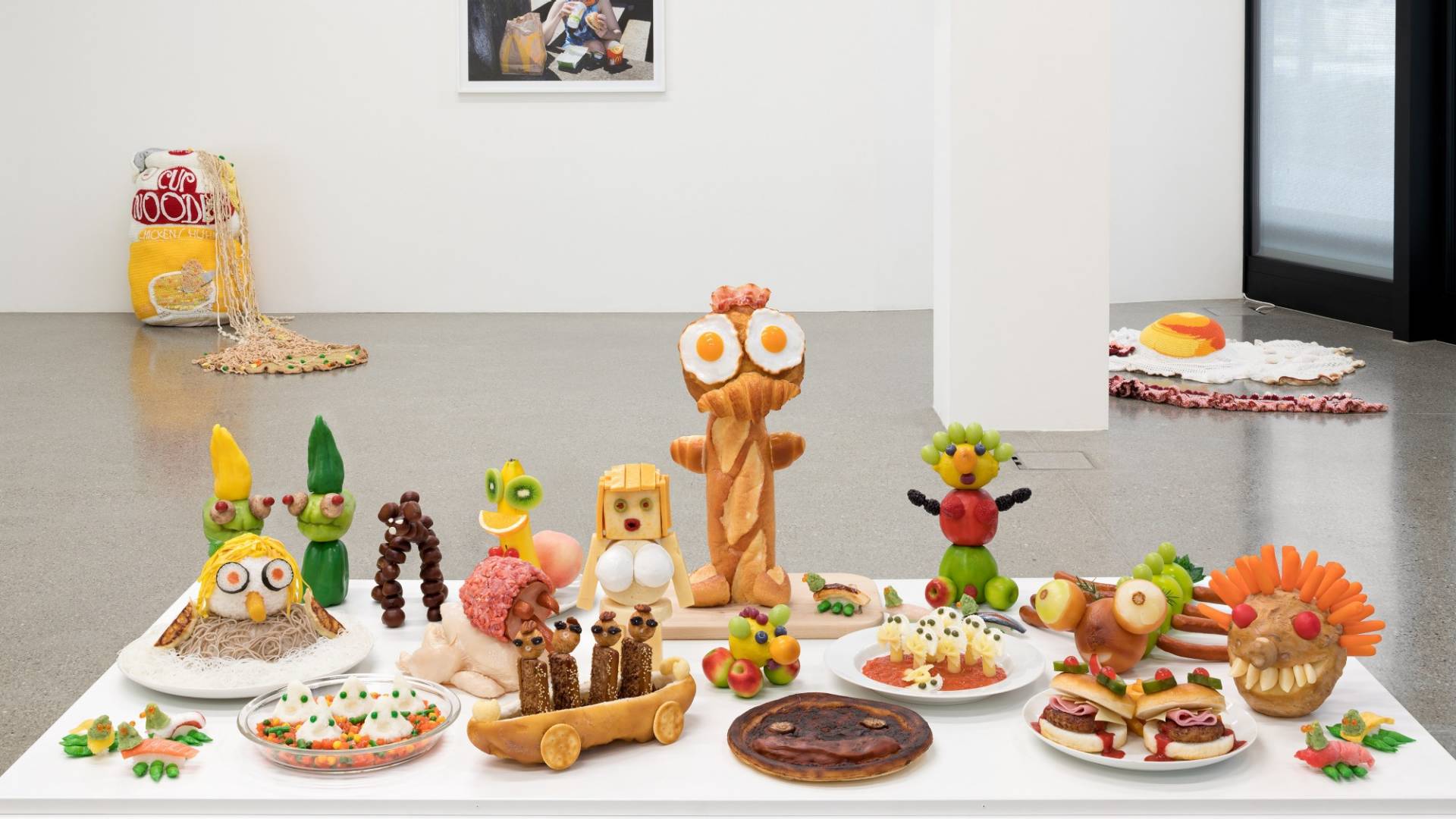 ausstellung_satt-sehenart-foyer.jpg