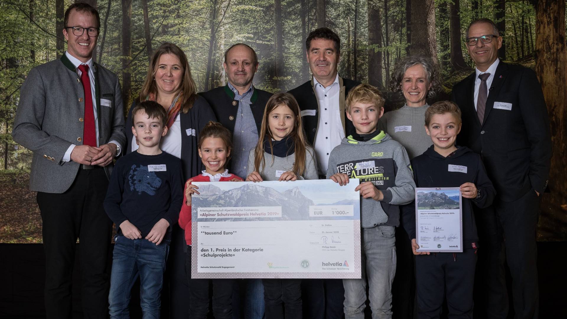 1_schutzwaldpreishelvetia2019schulprojektbregenzervolksschulevor.jpg