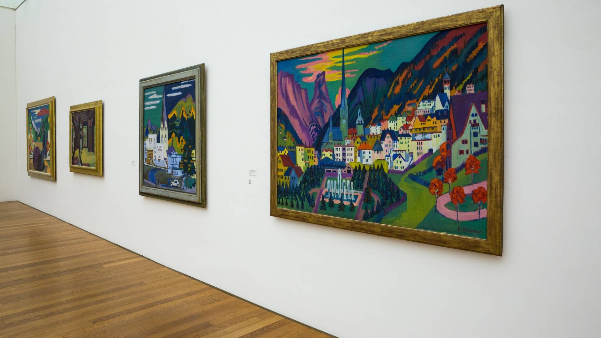 Exhibition at the Kirchner Museum Davos: from 2019 it will be possible to reference the development of many works digitally too. 
