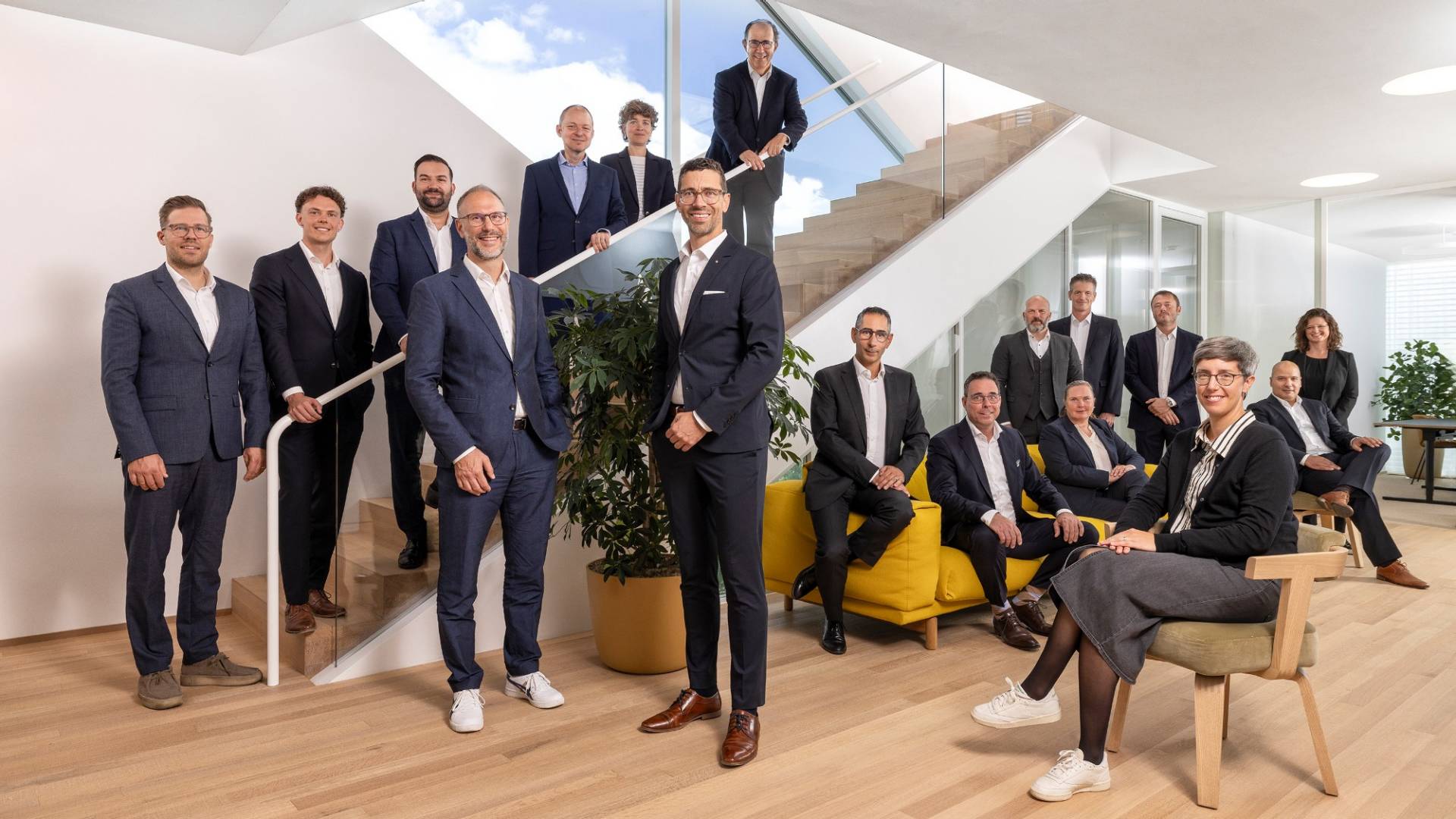 teamfoto-real-estate-development-construction