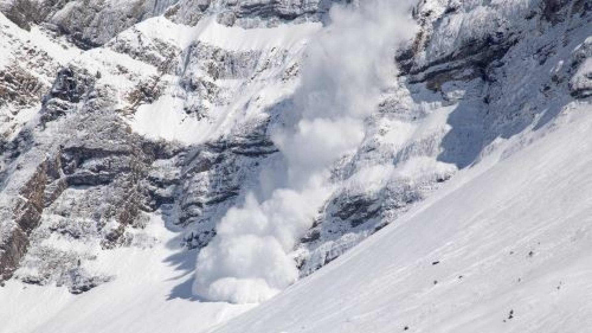 depositphotos_467507504l