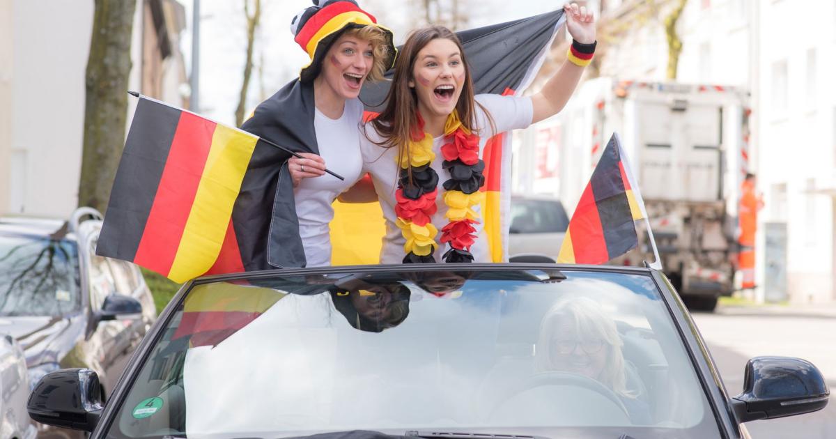 Autokorso was ist erlaubt? Helvetia Versicherungen