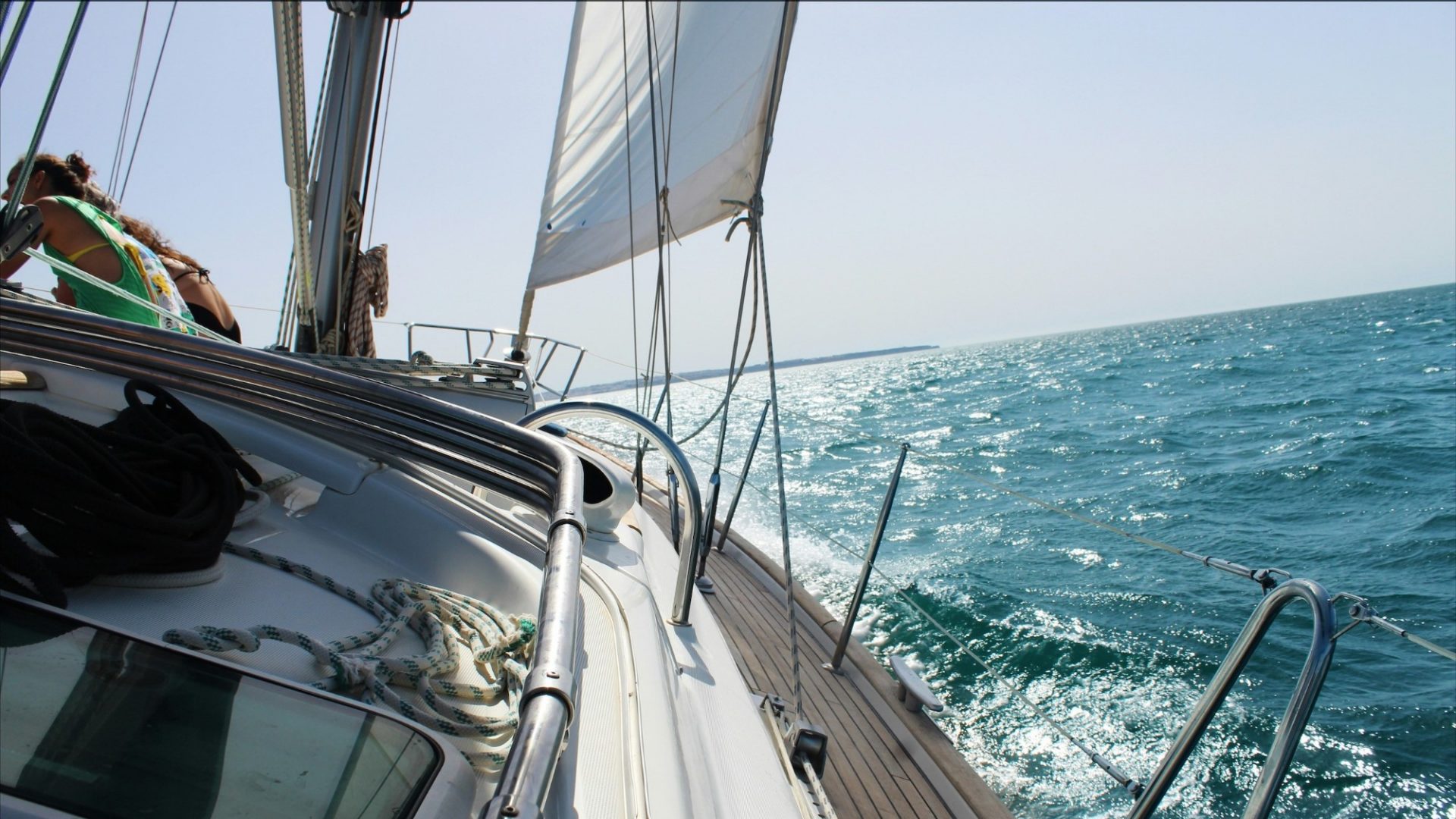 barca in navigazione